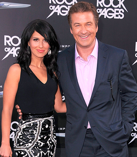Alec Baldwin se je poročil s seksi, 28-letno inštruktorico joge