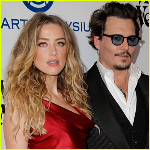 Johnny Depp in Amber Heard končala z ločitveno dramo!