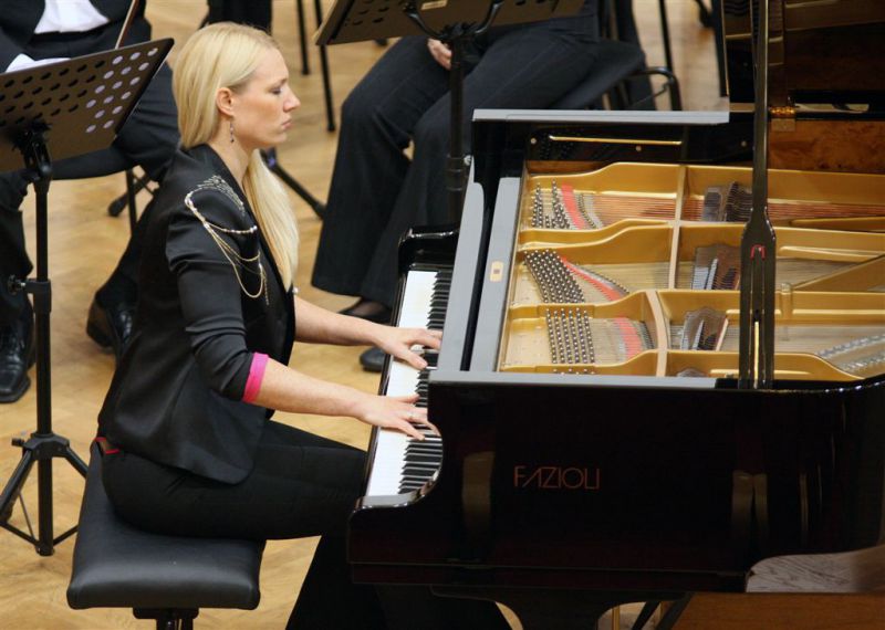 Slovenska pianistka med londonsko smetano