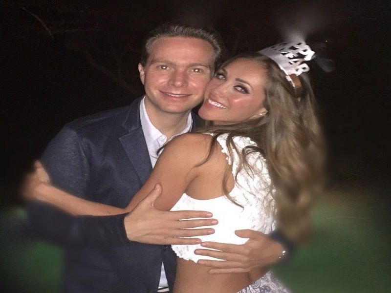 Čestitke! Anahi se je poročila