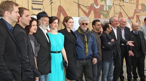ŠOK Igralcem iz filma Angeline Jolie grozijo: Jim strežejo po življenju?!