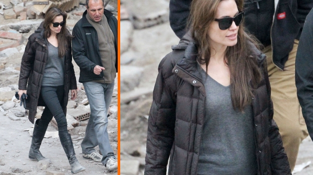 FOTO Angelina Jolie pokazala okrogel trebušček - je na poti še en otrok?!