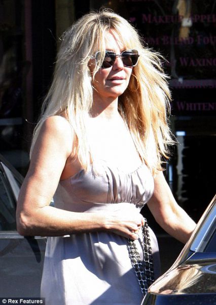 FOTO 49-letna Heather Locklear: Od lepotice do zgubane starke!