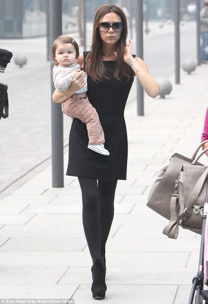 FOTO Harper z vsakim dnem bolj podobna mami Victoriji