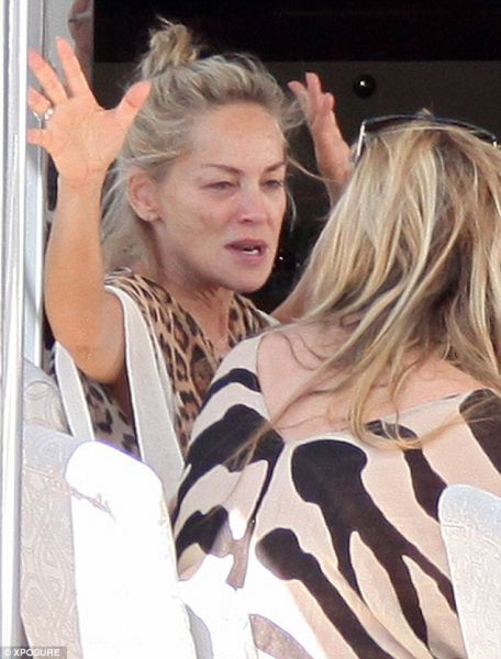 Ops! Sharon Stone: Brez ličil le senca same sebe