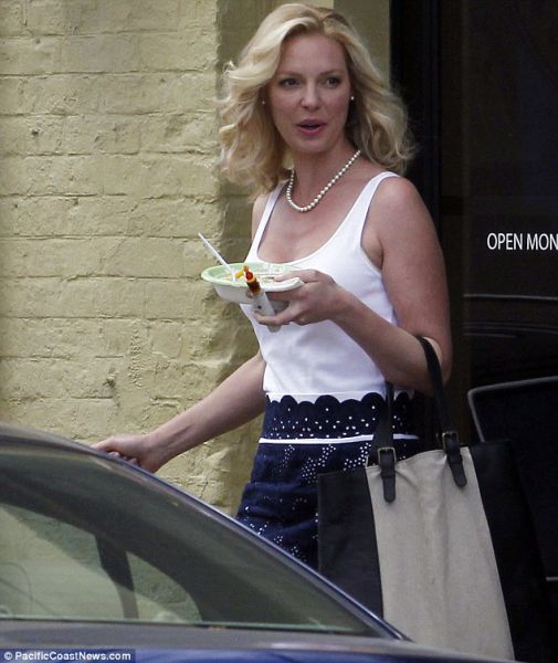 Katherine Heigl: Takole je videti njeno kosilo!