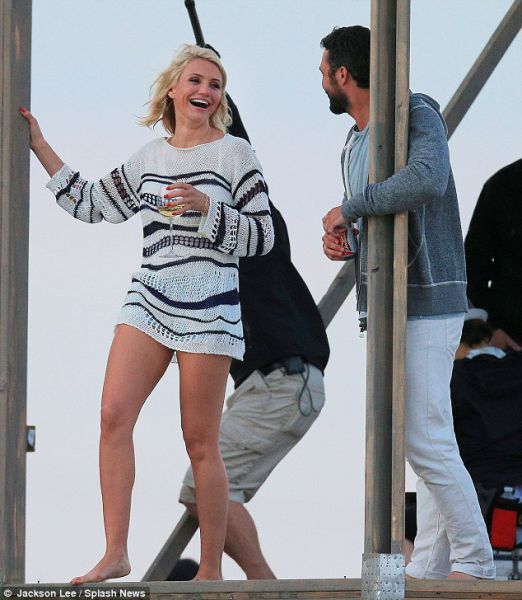 Hot! Cameron Diaz: Pri 40-ih pa takšne noge!