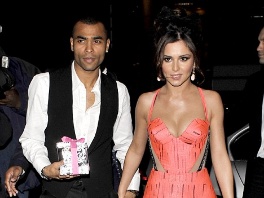 Cheryl Cole: Se bo vrnila v objem nezvestega moža?!