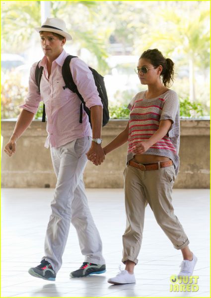Ujeta! Zaljubljena Mila Kunis in Ashton Kutcher uživata na Baliju