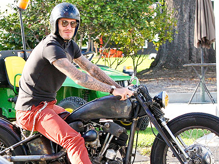 Ujet! David Beckham zajahal svojega jeklenega konjička