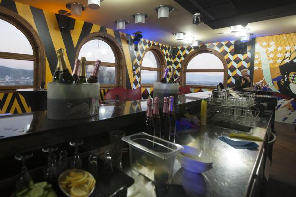UAU! Pokazali so Bar, kjer bodo snemali resničnostni šov