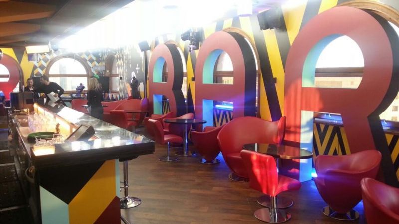 Šov Bar! Znan delovni čas Bara