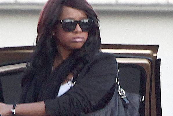 Družina je v skrbeh: Bobbi Kristina zavrača pomoč