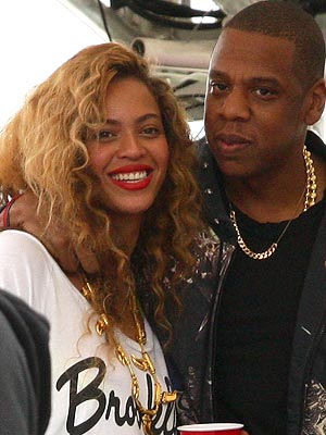 Zanikal! Jay-Z: Beyonce ni noseča!