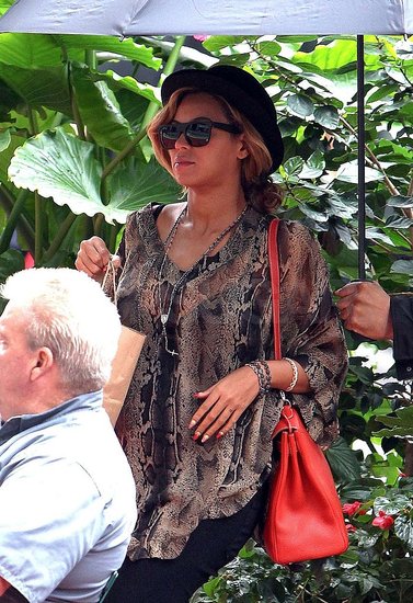 Beyonce pripravlja modno kolekcijo za nosečnice
