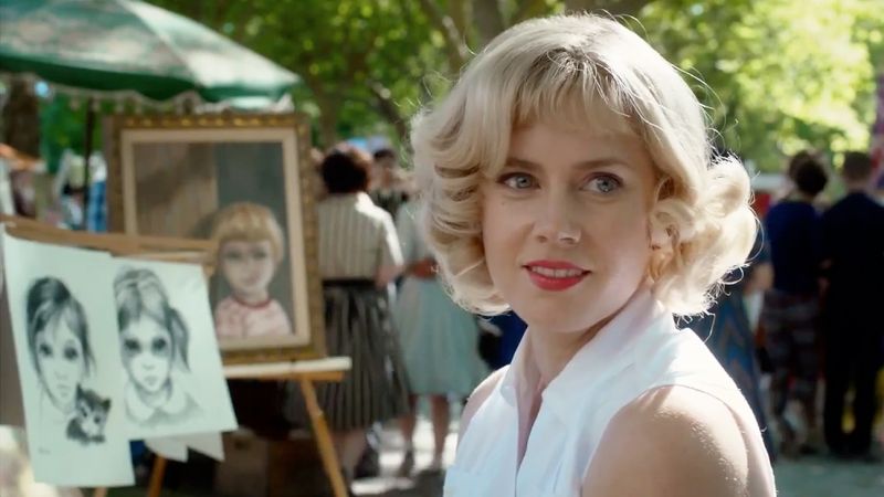 Filmsko! Amy Adams osvaja kritike z vlogo v Velike oči