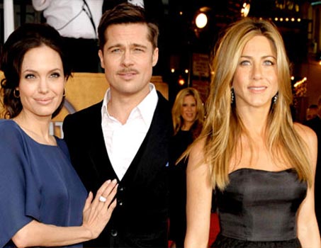 Jennifer Aniston naveličana ljubezenskega trikotnika: Nikoli ne bo konec!