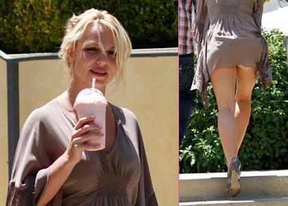 Britney Spears: Kratka oblekica skoraj razkrila njeno ritko!