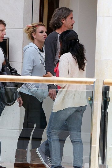 Neutrudljiva Britney Spears naznanila nove datume svetovne turneje