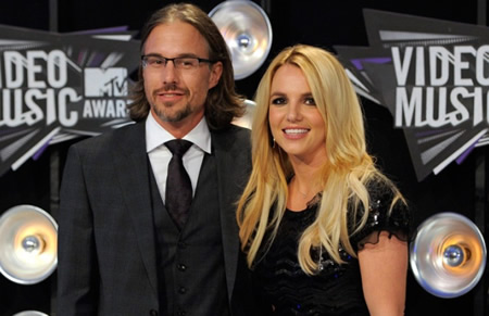 Britney Spears: Junakinja v erotičnem romanu