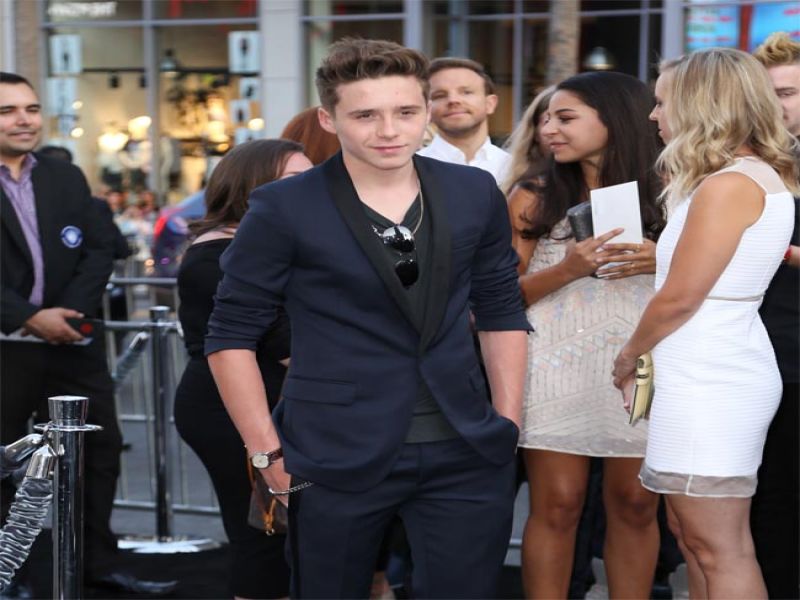 Opa! Brooklyn Beckham: Že prejel nekaj odličnih kuharskih lekcij