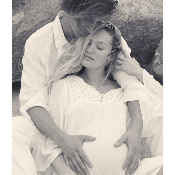 Candice Swanepoel pokazala sina, ki ga je poimenovala po ptici