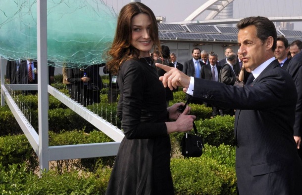 Ogorčena Carla Bruni: Fotografije hčerke objavili brez dovoljenja!