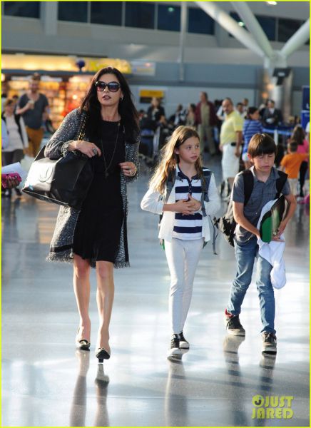 Catherine Zeta-Jones: Dylan in Carys podobna svoji slavni mamici