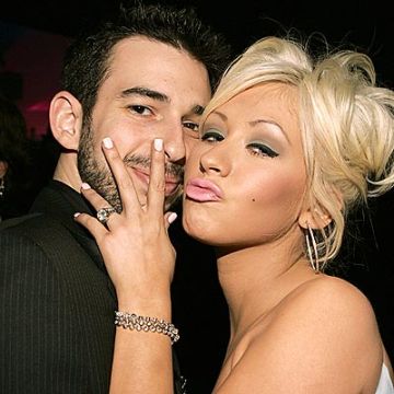 Christina Aguilera uživala v trojčku z možem in fantom