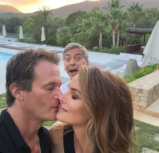 Ojoj! Šaljivi Clooney uničil romantično fotografijo