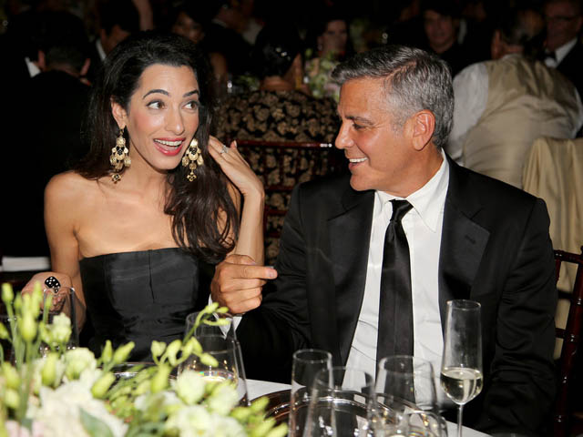 George in Amal: Zaprla sta se v hišo!