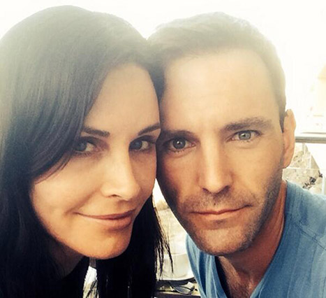 Vroče! Courteney Cox se je zaročila!