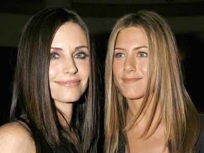 Jennifer Aniston in Courtney Cox: Sprli sta se zaradi Justina Therouxa