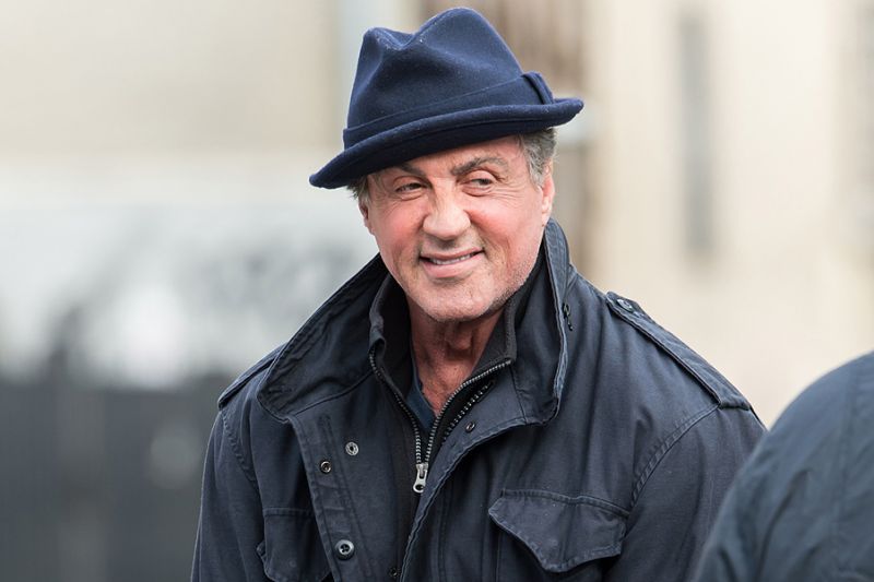 Rocky (Sylvester Stallone) se vrača v ring