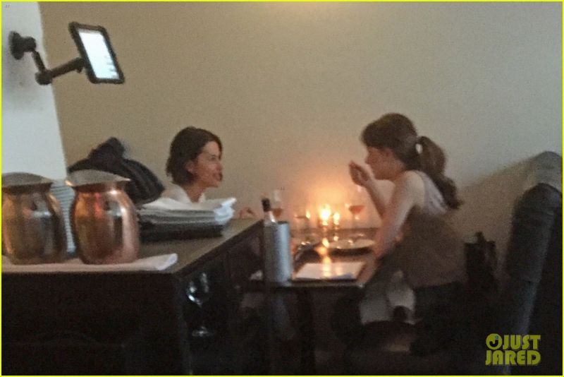 Dakota Johnson se je sestala z ženo Jamieja Dornana