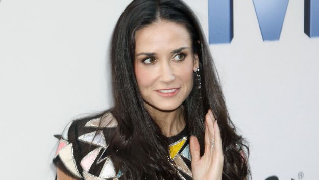 ŠOKANTNO Demi Moore se je zadrogirala in umrla?!