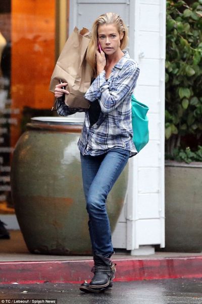 Foto! Denise Richards razkrila, kako ohranja lepo telo!