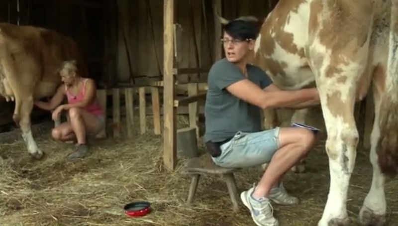Kmetija: Nov začetek! Kmete moti odnos med Dominiko in Slavico