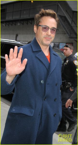 Ups! Robert Downey Jr. odkorakal z intervjuja