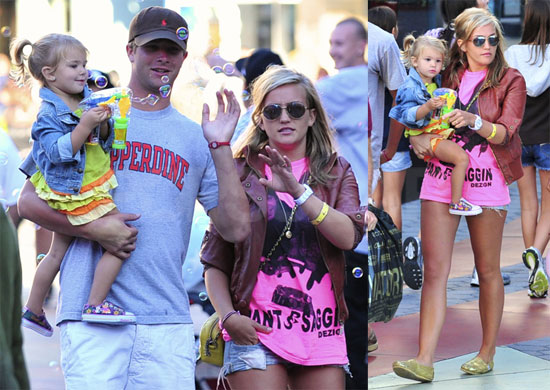 FOTO Mlajša sestra Britney Spears pokazala 2-letno hčerko Maddie