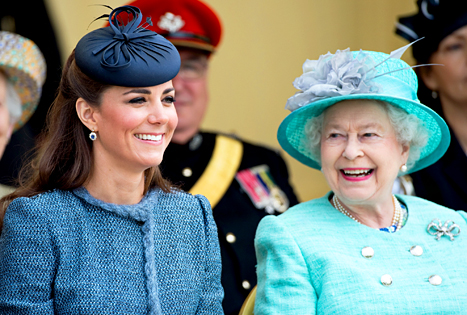 Kate & William: Kdaj sta veselo novico sporočila družinama?