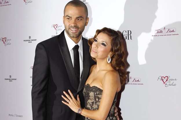 Sveže samska Eva Longoria bo posvojila