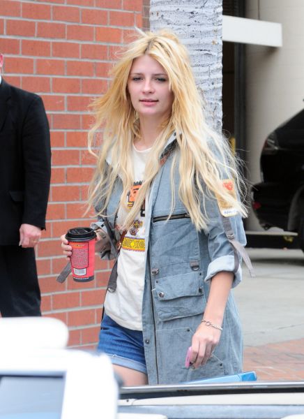 FOTO Zanemarjena in bleda Mischa Barton