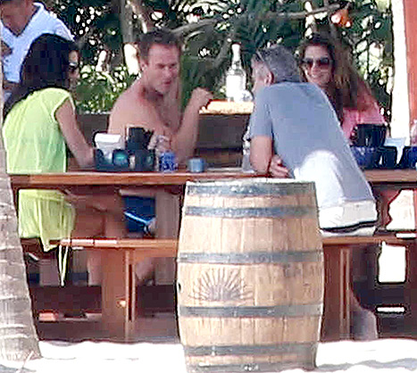 Opa! George Clooney in Amal za praznike v Mehiki?