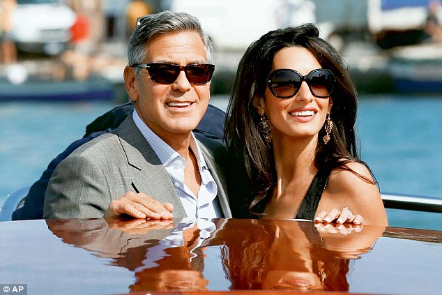 Foto! George Clooney in Amal medene tedne preživljata na Sejšelih!