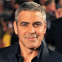 Otročji George Clooney: Navezan na svojo mehko odejico