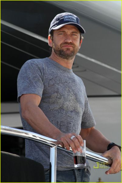 Gerard Butler ponovno pijančeval v Beogradu