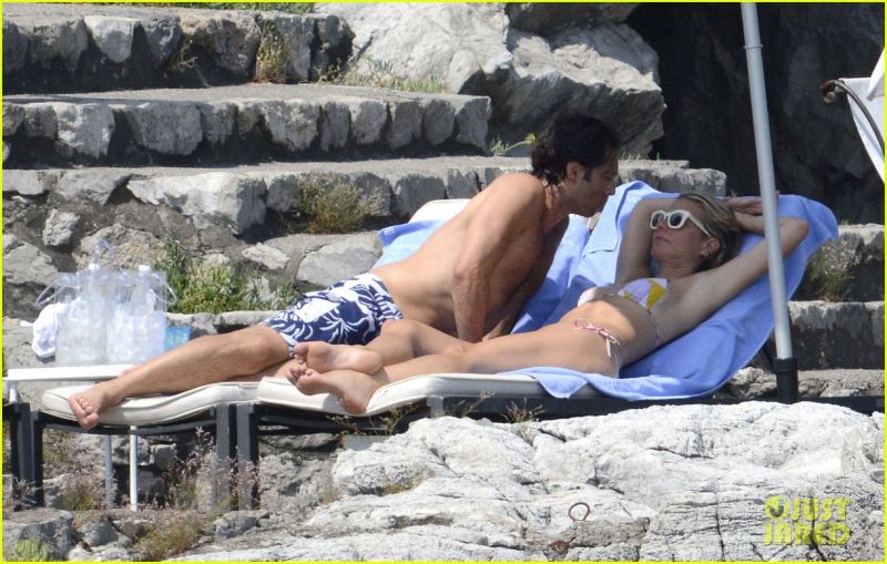 Foto! Gwyneth Paltrow sproščeno pokazala svoje obline