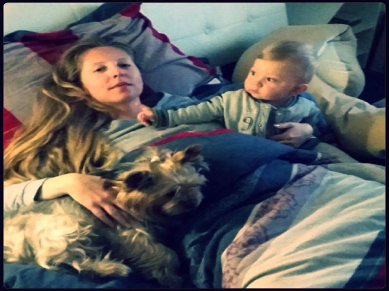 OJOJ! Naša pevka otroka poimenovala po apartmaju