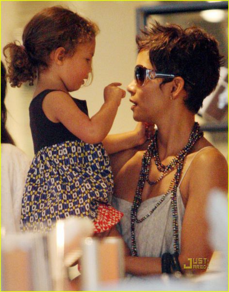 Halle Berry: Njena hčerka je prava zapravljivka!